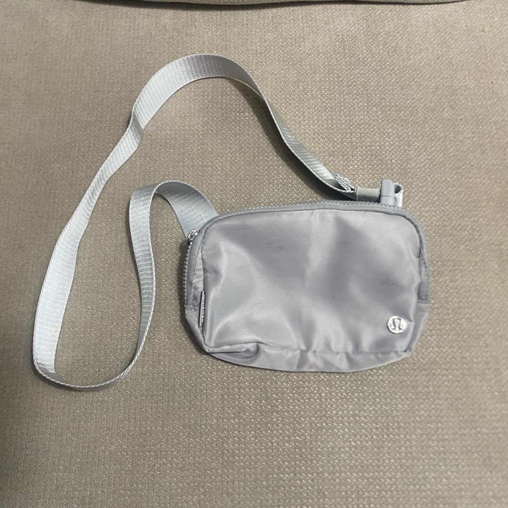 Lululemon Belt Bag Fanny pack